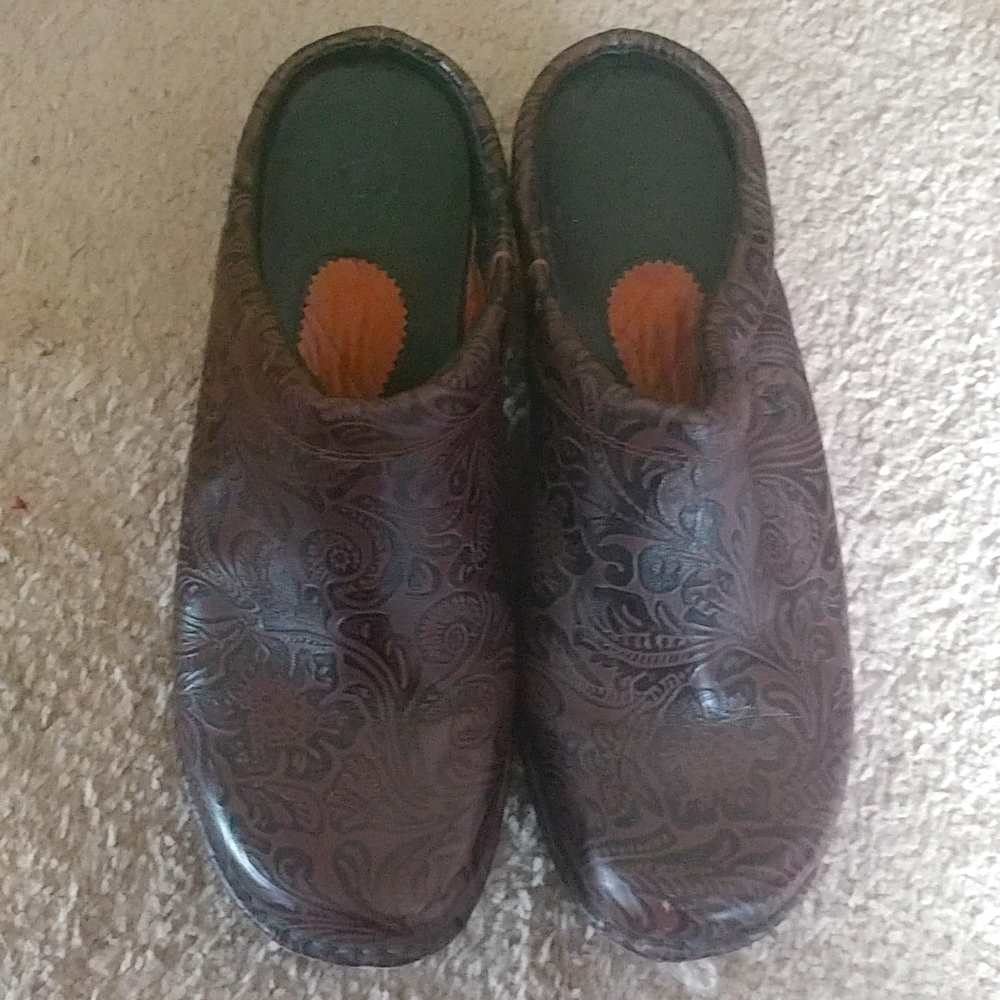 Ariat Brown Tooled Leather Clogs Women’s 9B Style #21124